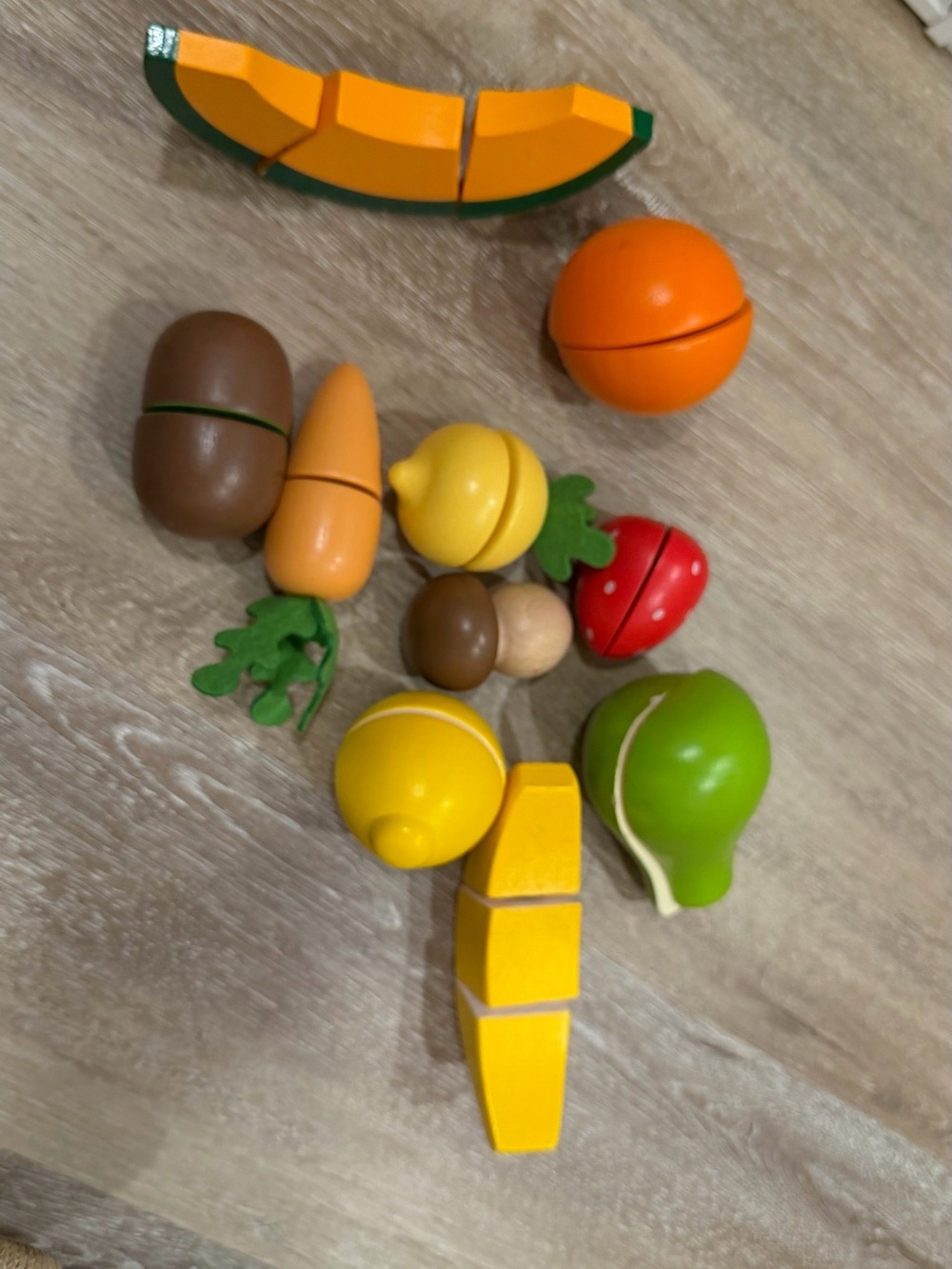 Wooden Play Fruit & Veggie Set - Multicolor